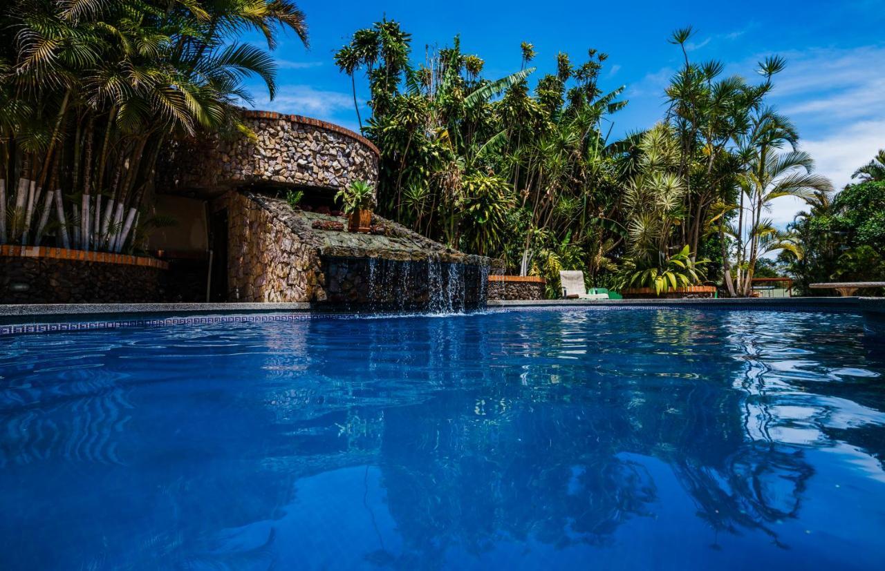 Hotel Cibeles Resort Heredia Buitenkant foto