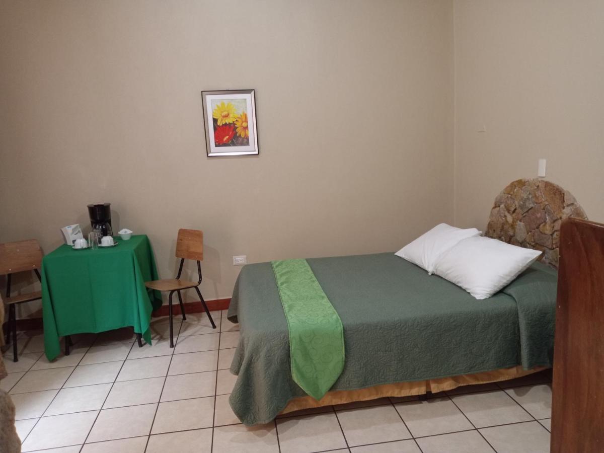 Hotel Cibeles Resort Heredia Buitenkant foto