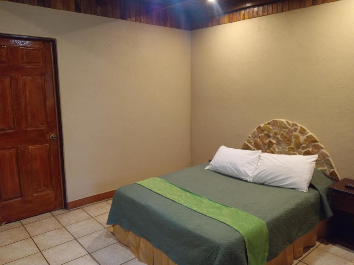 Hotel Cibeles Resort Heredia Buitenkant foto