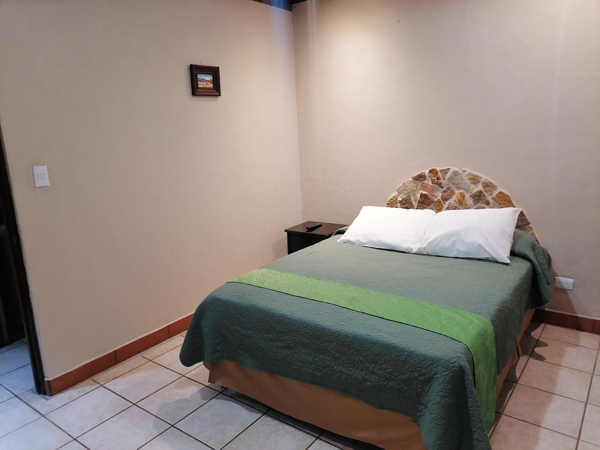 Hotel Cibeles Resort Heredia Buitenkant foto