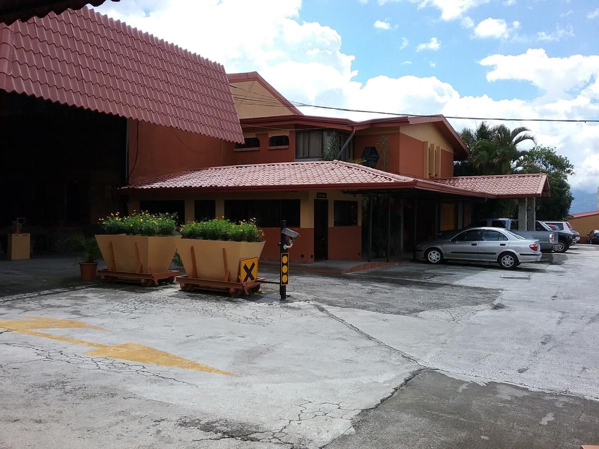 Hotel Cibeles Resort Heredia Buitenkant foto