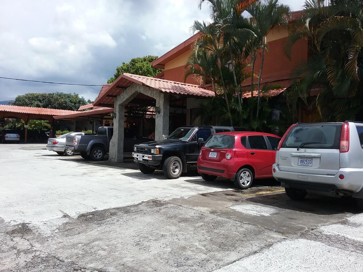 Hotel Cibeles Resort Heredia Buitenkant foto